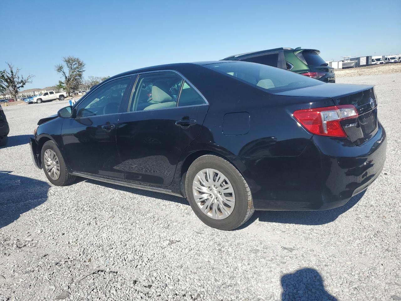 2014 TOYOTA CAMRY L - Фото 2