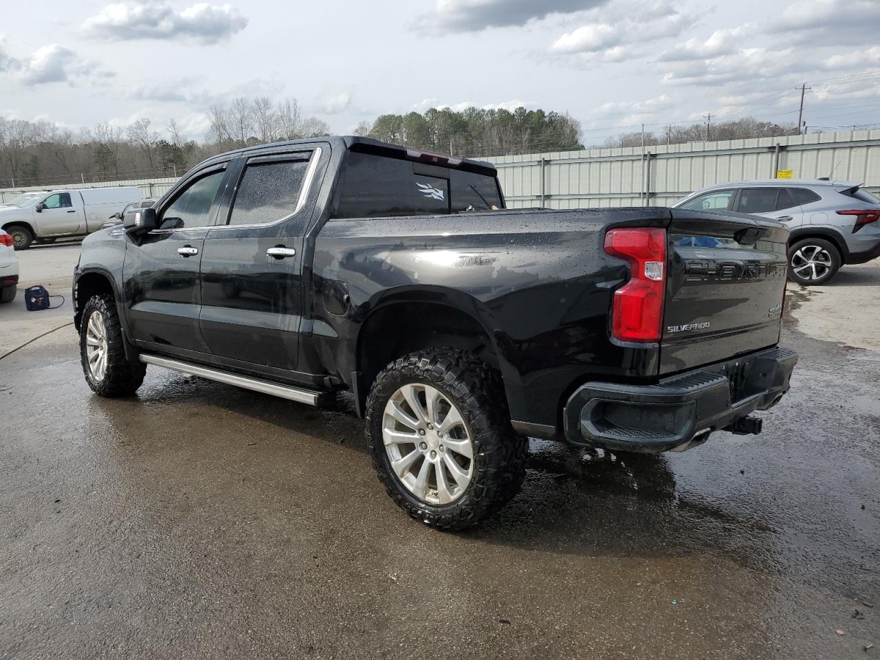 2019 CHEVROLET SILVERADO - Image 2
