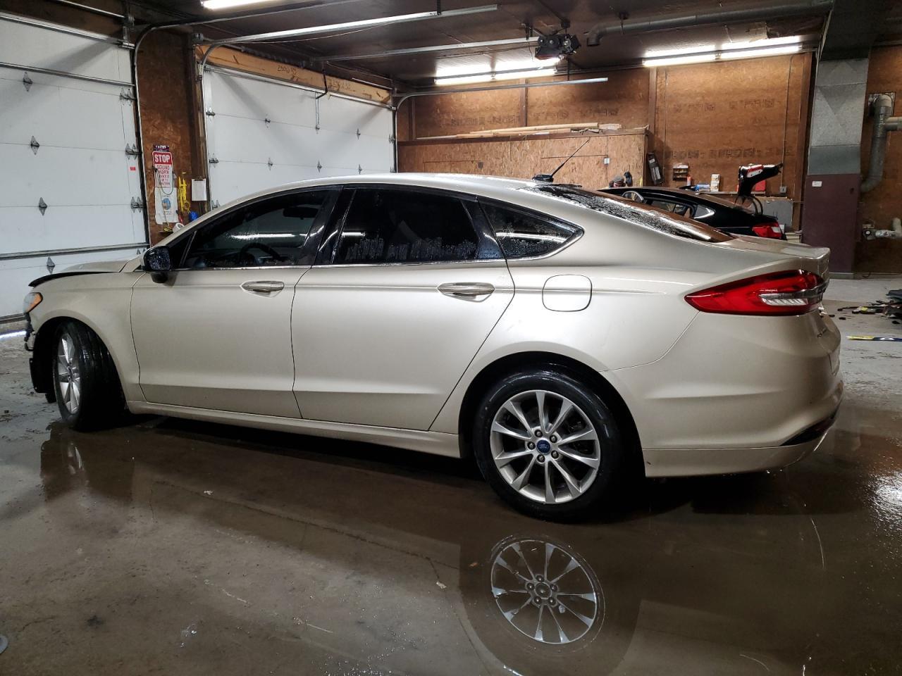 2017 FORD FUSION SE - Image 2