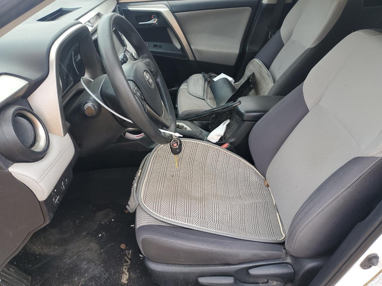 2015 TOYOTA RAV4 XLE - Image 7