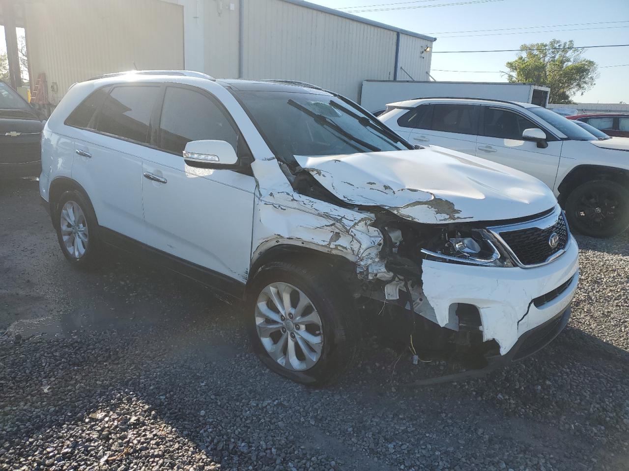 2015 KIA SORENTO EX - Image 4