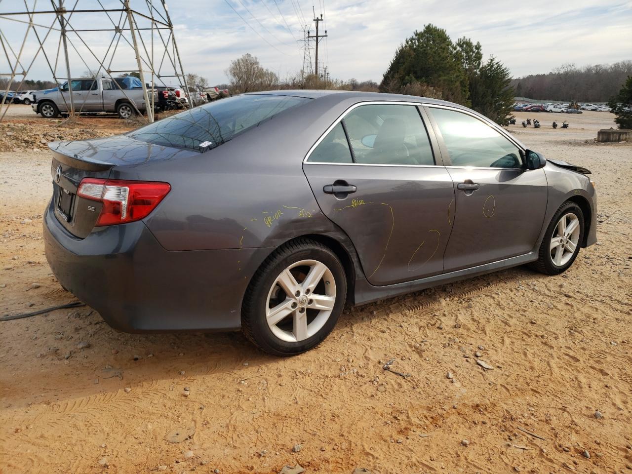 2013 TOYOTA CAMRY L - Image 3