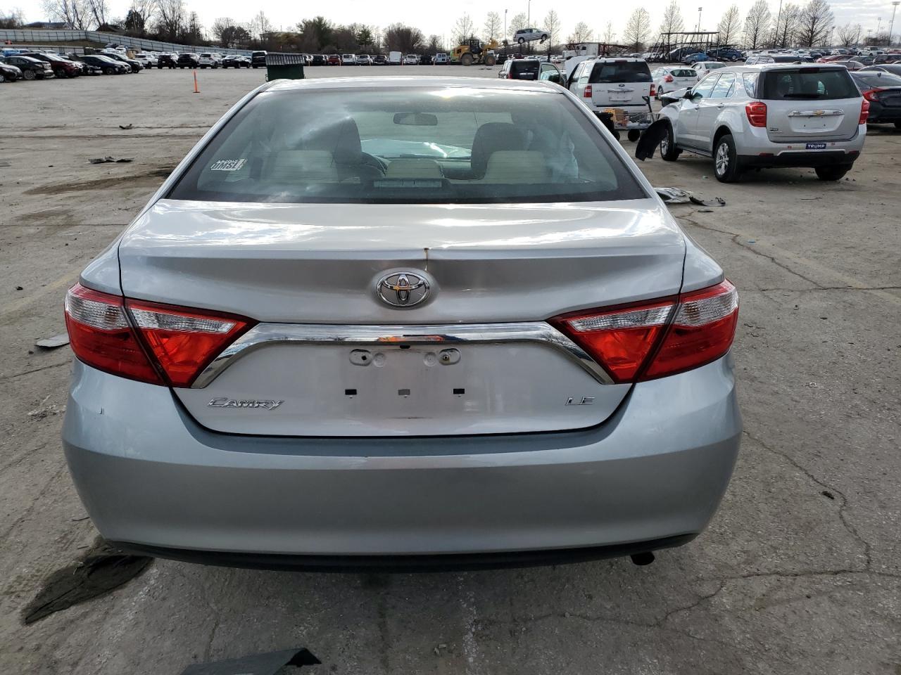 2015 TOYOTA CAMRY LE - Фото 6