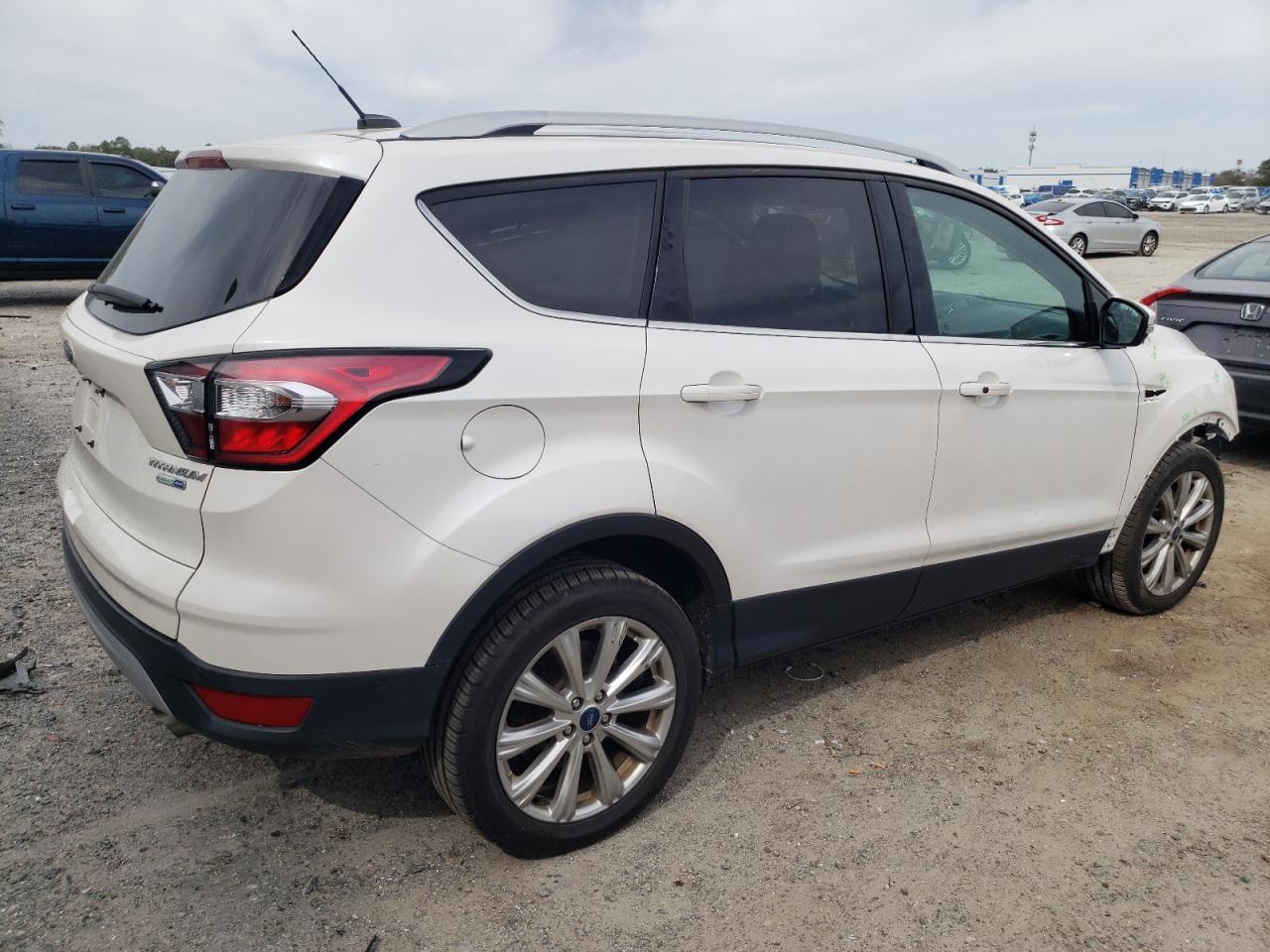 2017 FORD ESCAPE TIT - Image 3