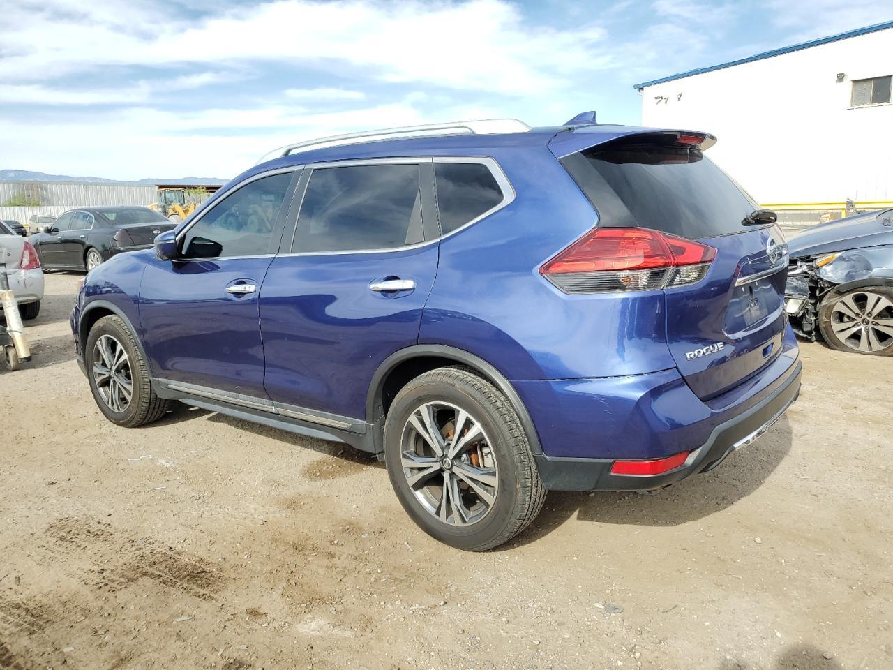 2017 NISSAN ROGUE S - Image 2