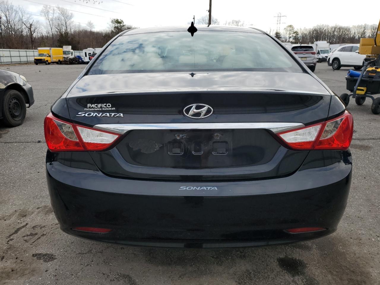 2013 HYUNDAI SONATA GLS - Фото 6