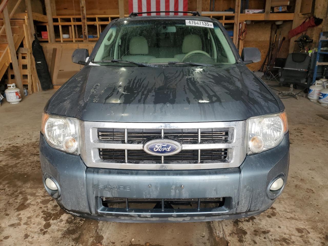 2010 FORD ESCAPE XLT - Image 5