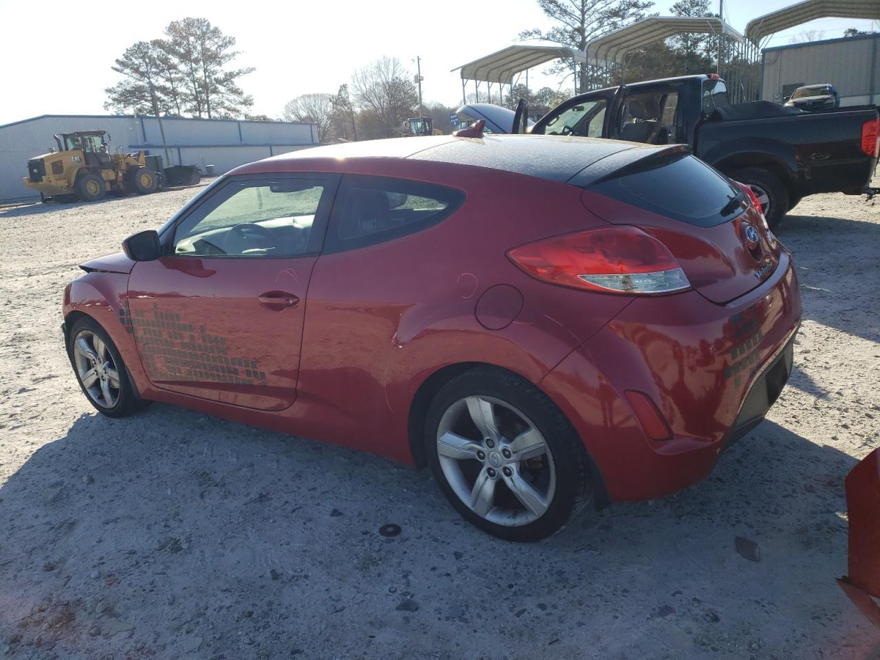 2013 HYUNDAI VELOSTER - Фото 2