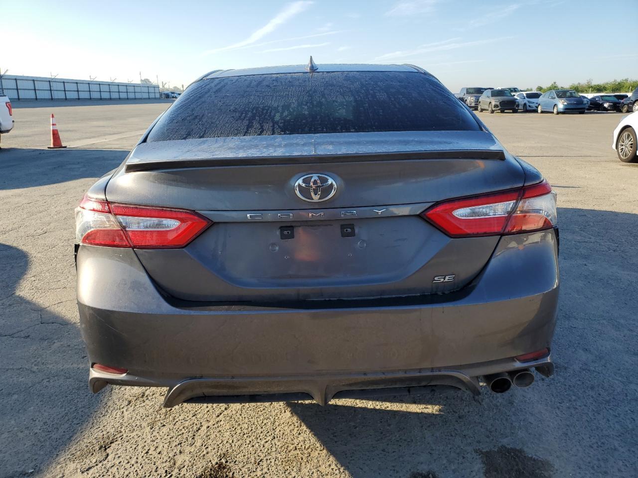 2019 TOYOTA CAMRY L - Фото 6