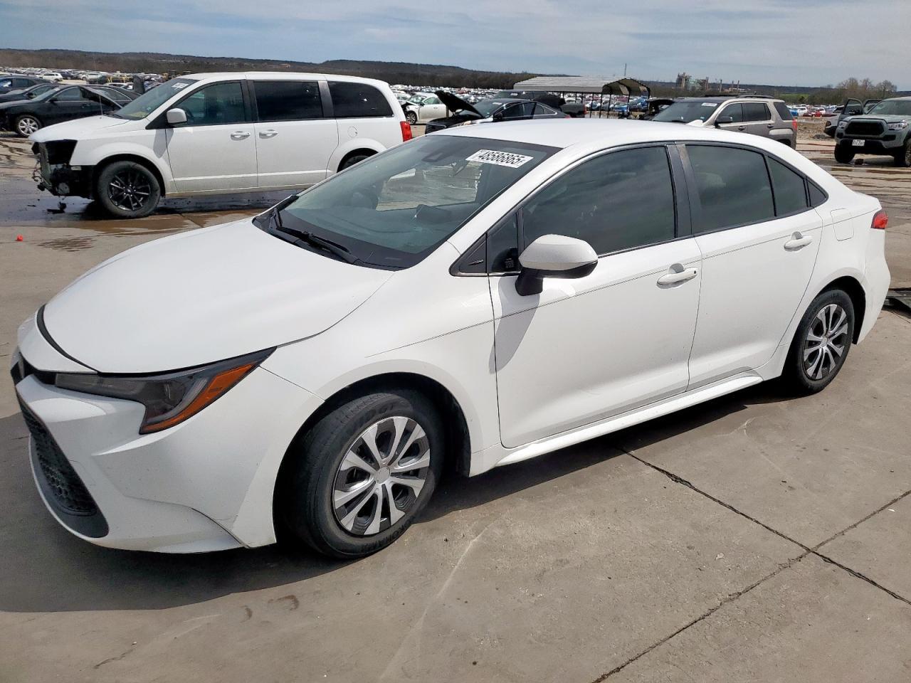 2022 TOYOTA COROLLA LE
