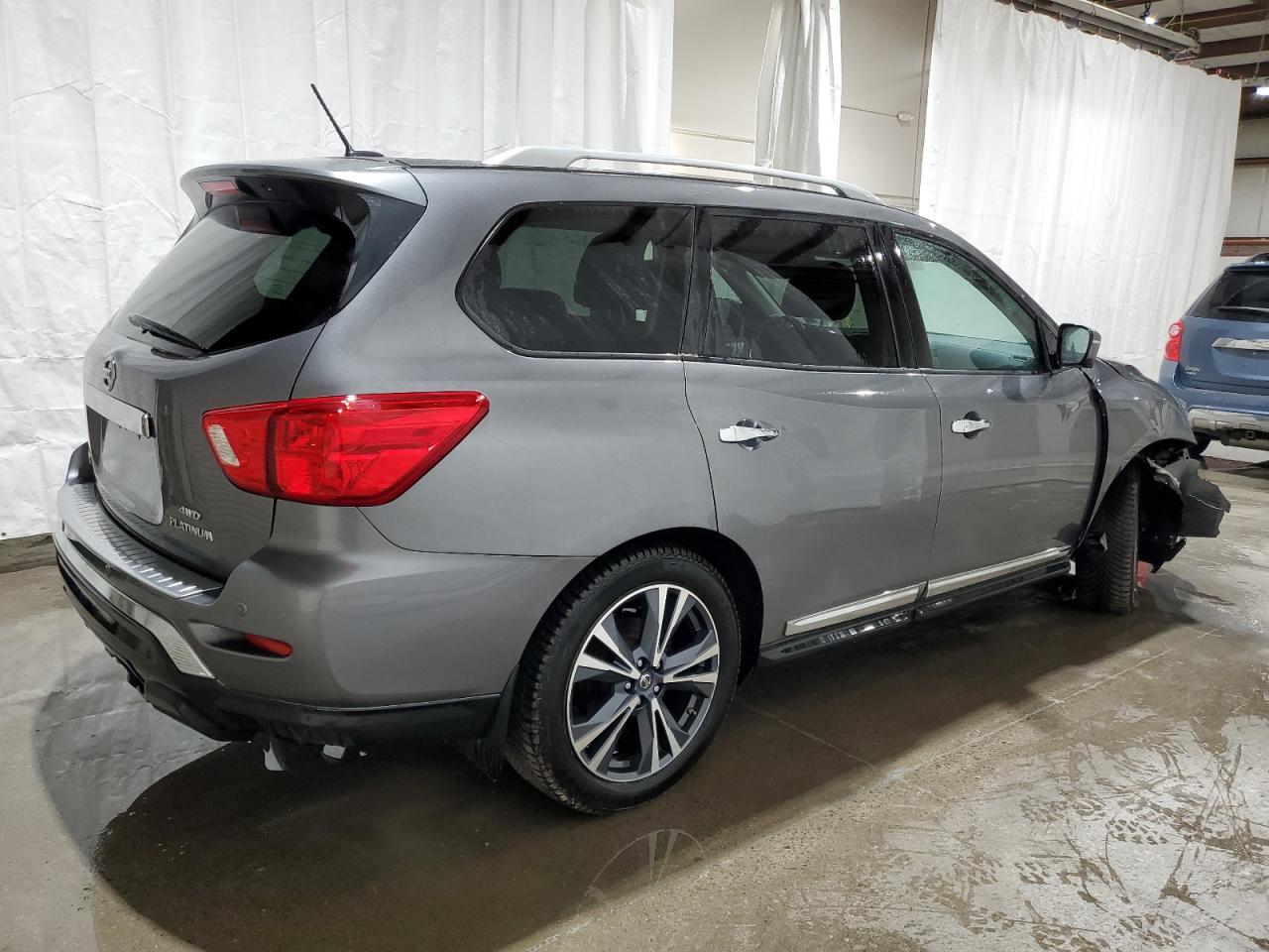 2017 NISSAN PATHFINDER - Image 3