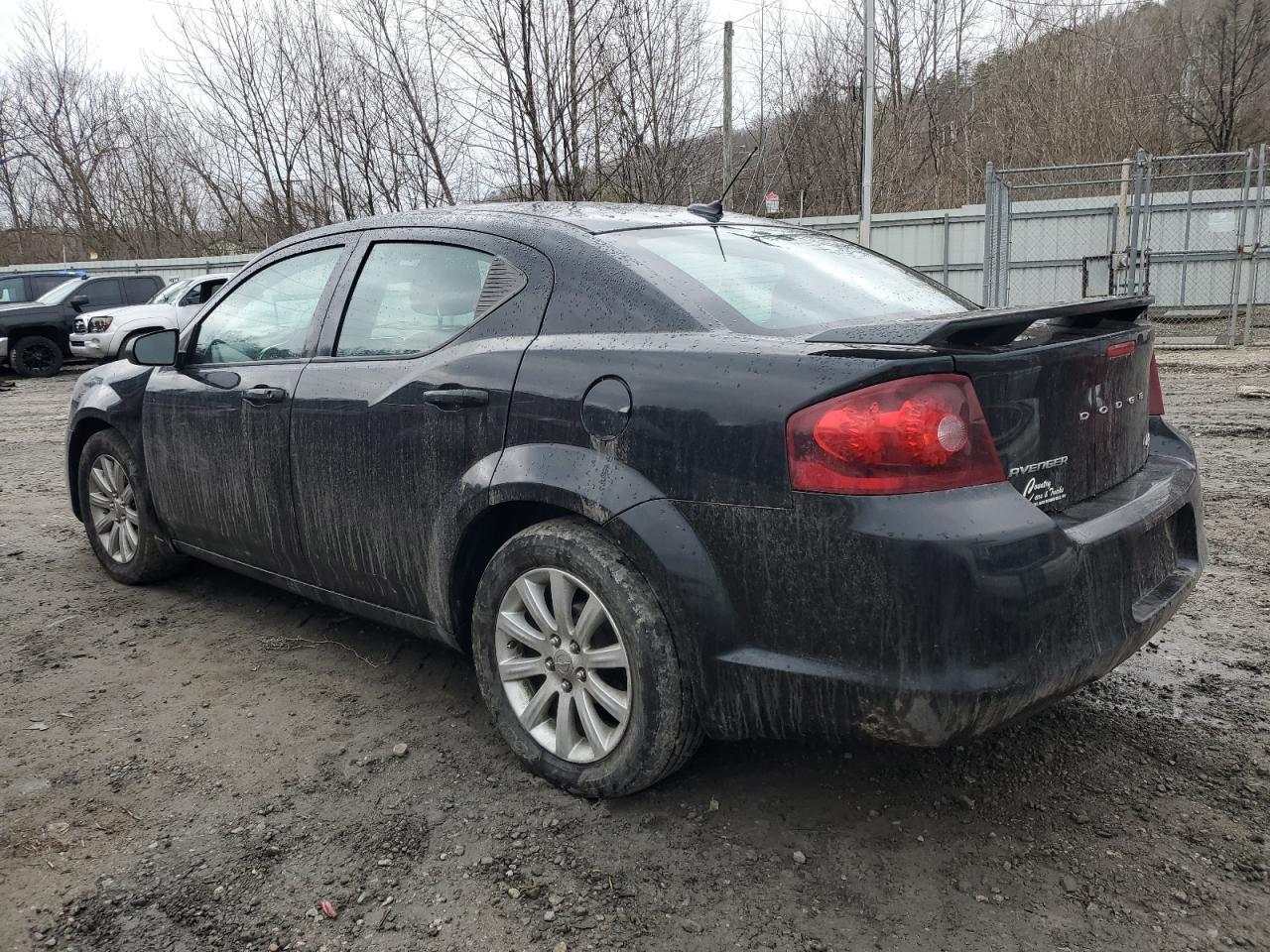 2014 DODGE AVENGER SE - Image 2