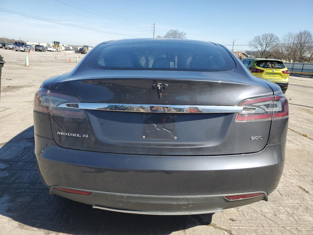 2015 TESLA MODEL S - Image 6