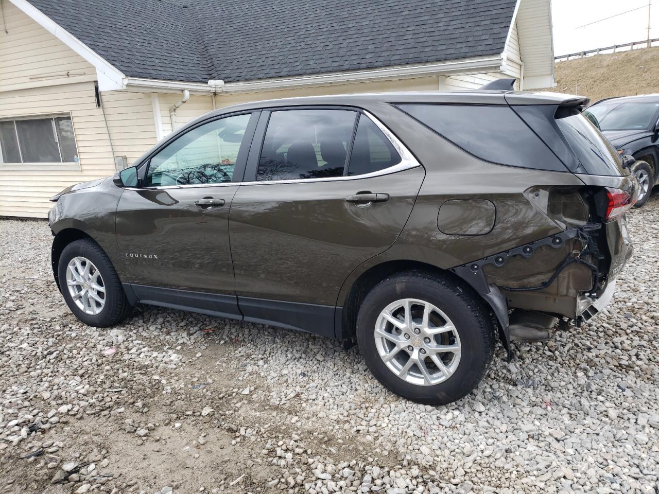 2024 CHEVROLET EQUINOX LT - Image 2