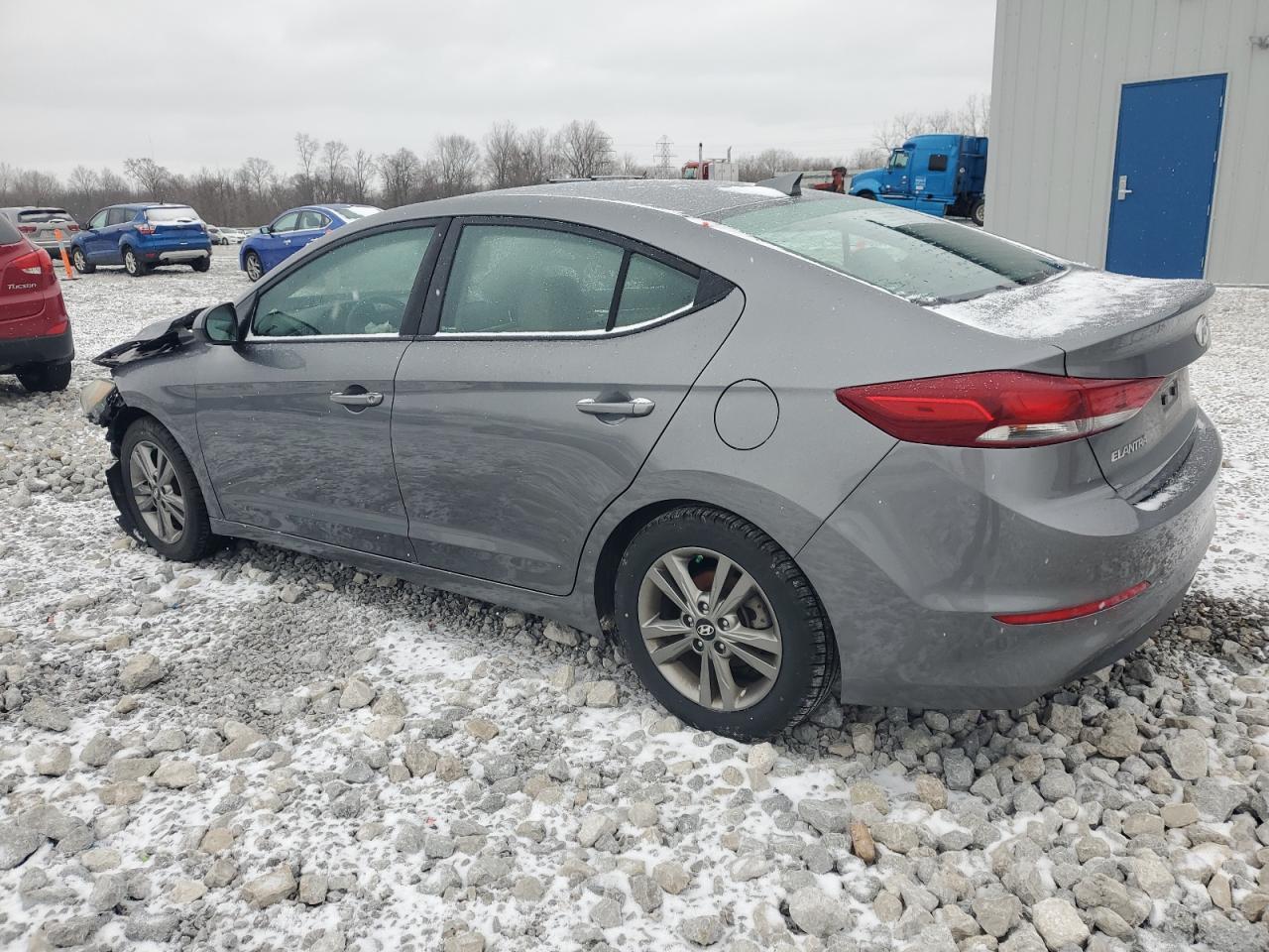 2018 HYUNDAI ELANTRA SE - Image 2