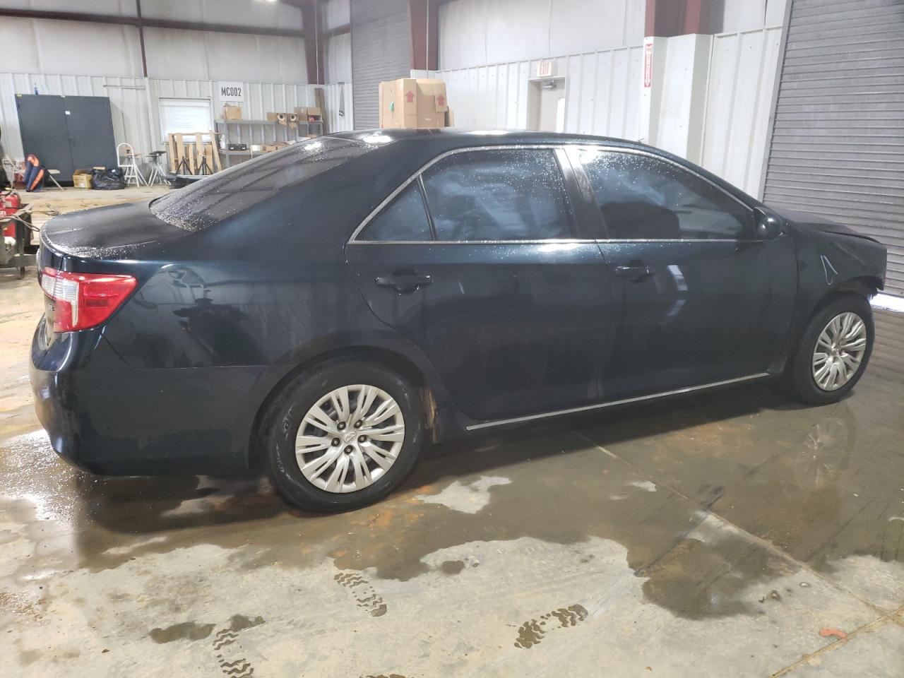 2014 TOYOTA CAMRY L - Image 3