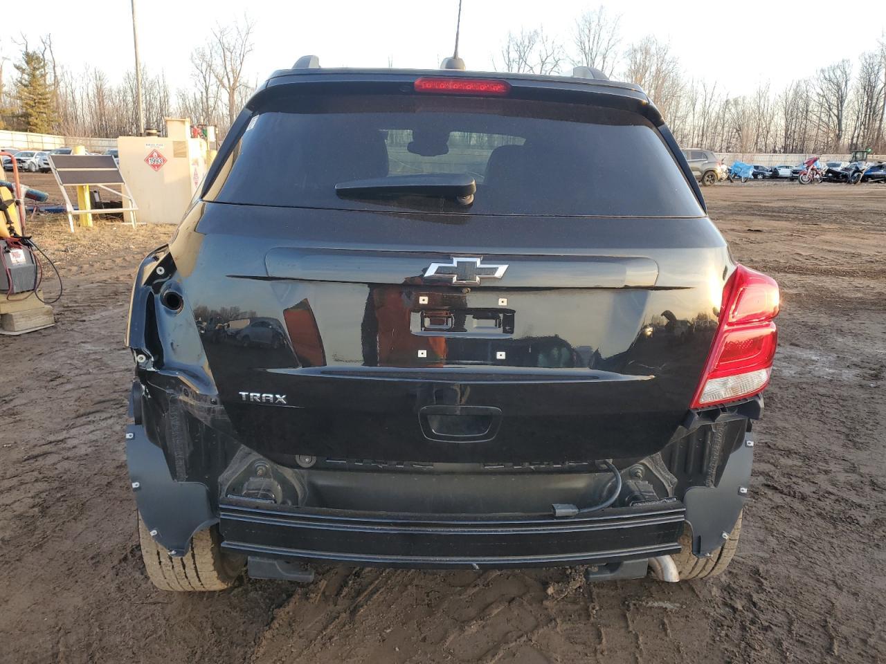 2021 CHEVROLET TRAX 1LT - Image 6