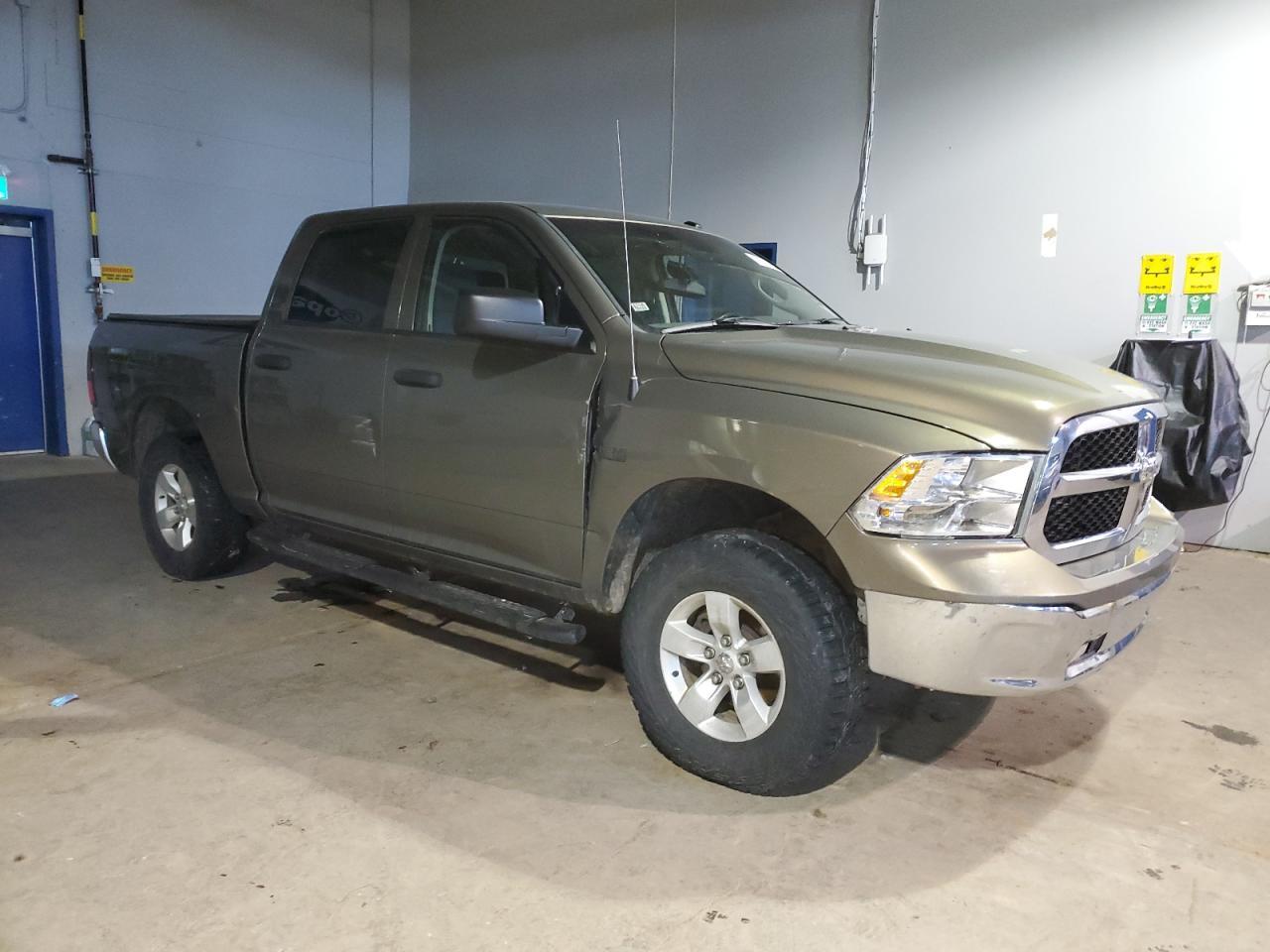 2015 RAM 1500 ST - Image 4