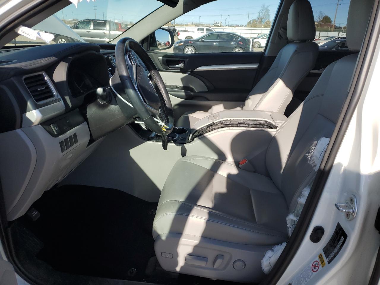 2018 TOYOTA HIGHLANDER - Фото 7