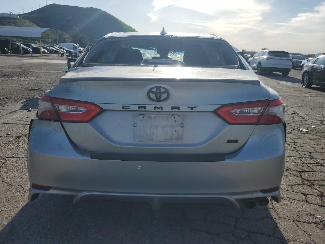 2019 TOYOTA CAMRY L - Фото 6