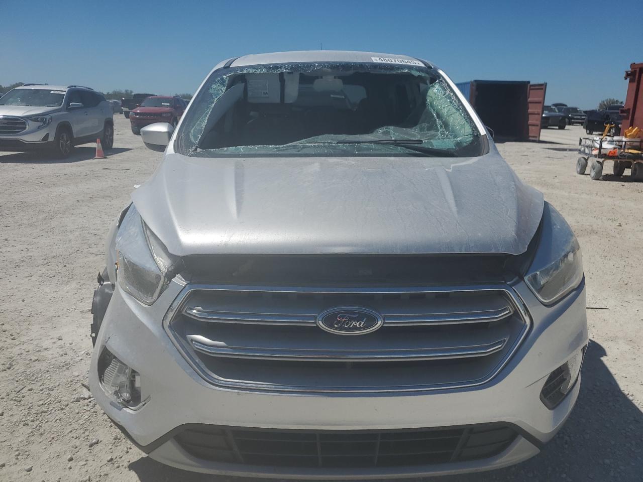 2017 FORD ESCAPE SE - Фото 5