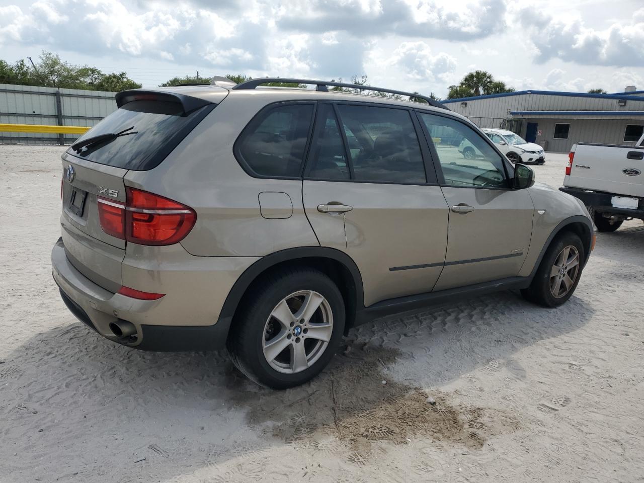 2012 BMW X5 XDRIVE3 - Фото 3