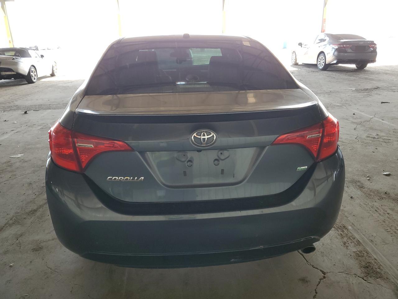 2018 TOYOTA COROLLA L - Image 6