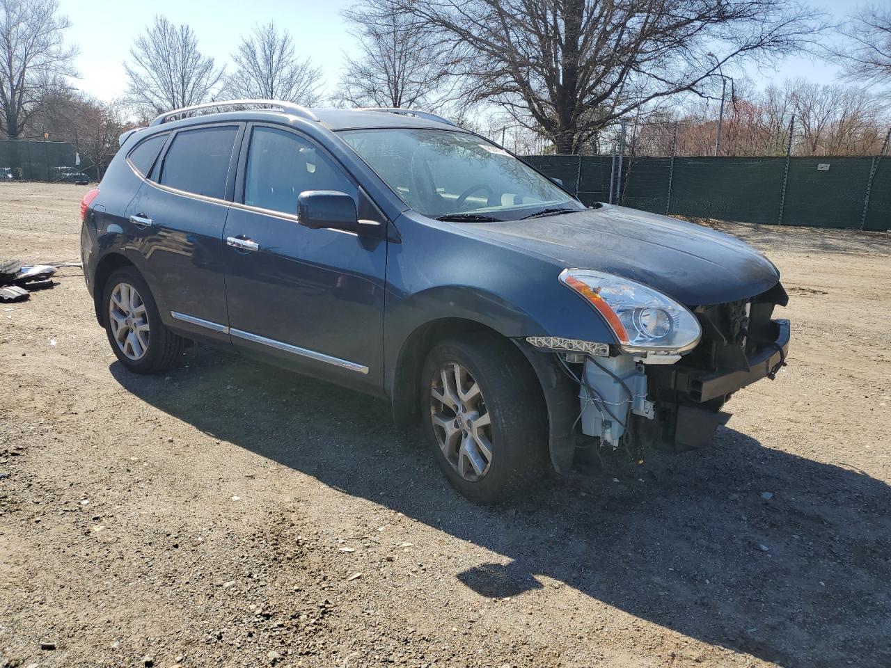 2013 NISSAN ROGUE S - Image 4