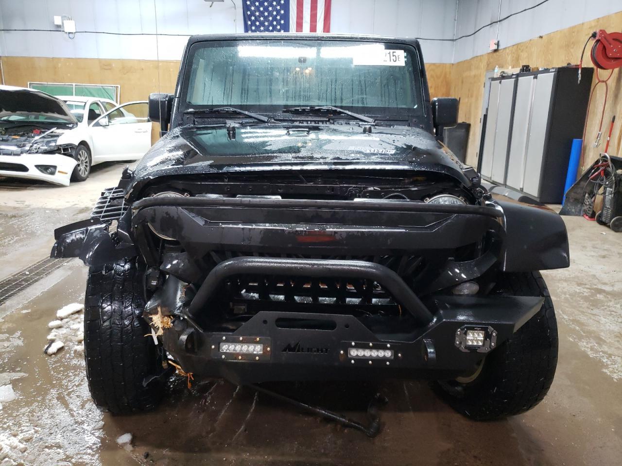 2015 JEEP WRANGLER U - Фото 5