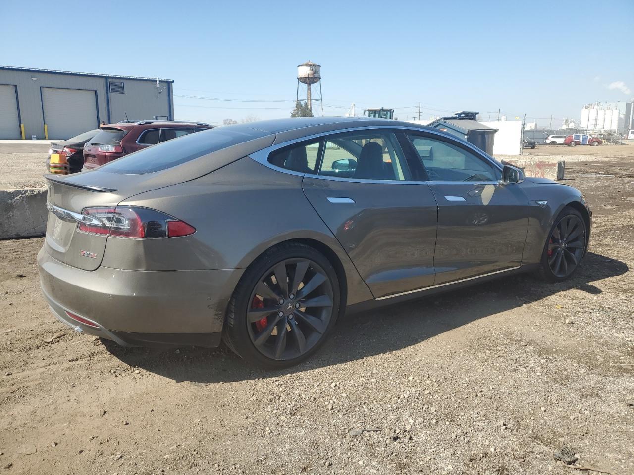 2015 TESLA MODEL S - Image 3