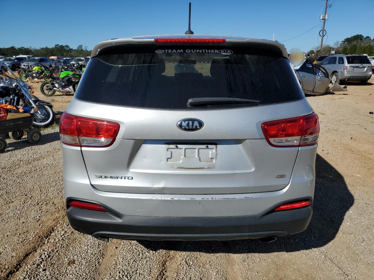2016 KIA SORENTO LX - Image 6
