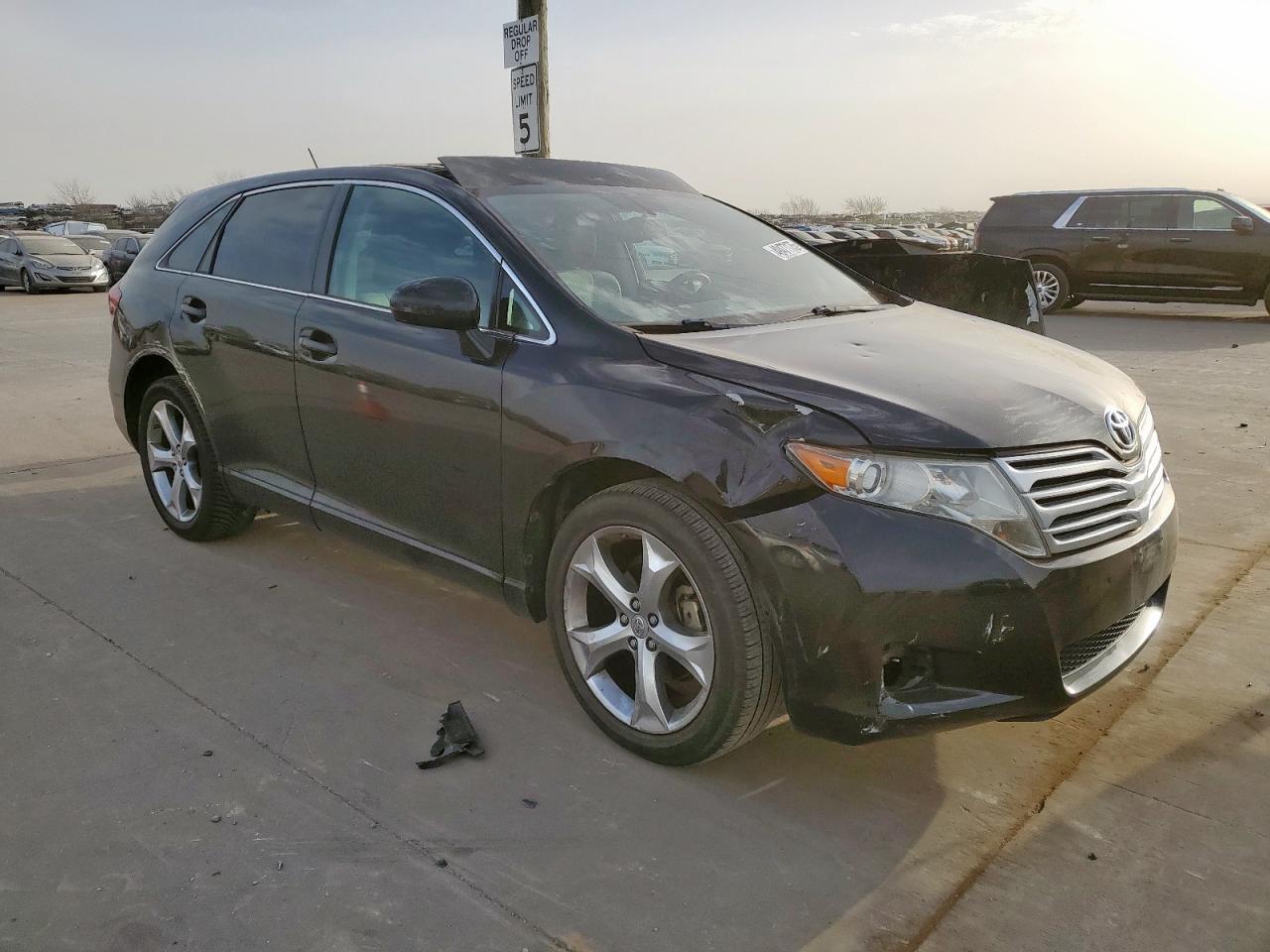 2011 TOYOTA VENZA - Image 4