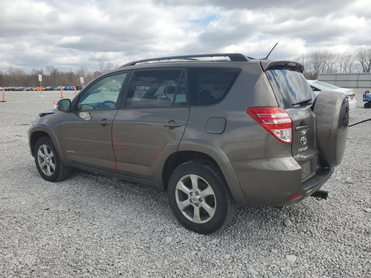 2011 TOYOTA RAV4 LIMIT - Image 2