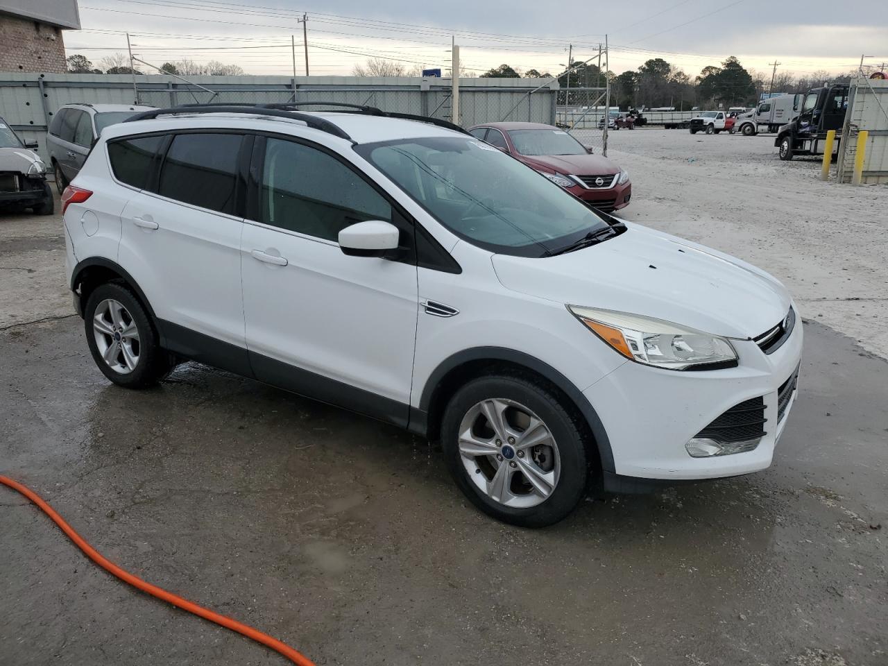 2015 FORD ESCAPE SE - Image 4