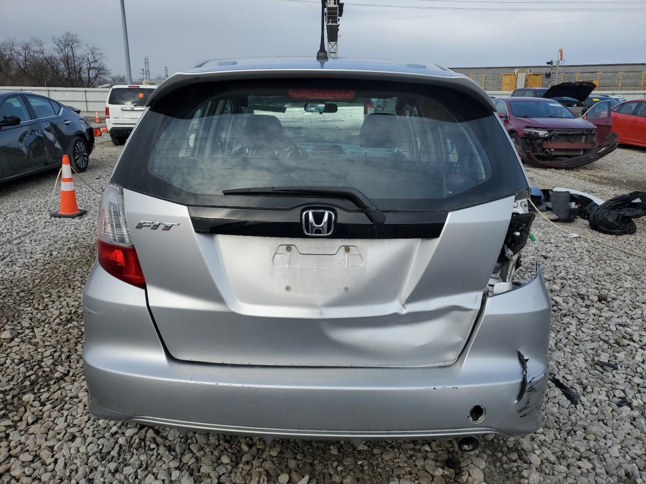 2011 HONDA FIT SPORT - Image 6