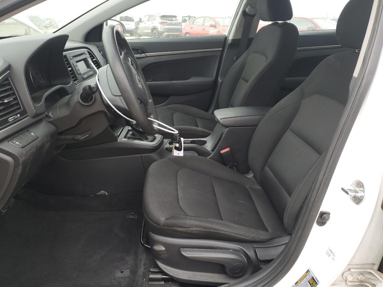 2018 HYUNDAI ELANTRA SE - Фото 7