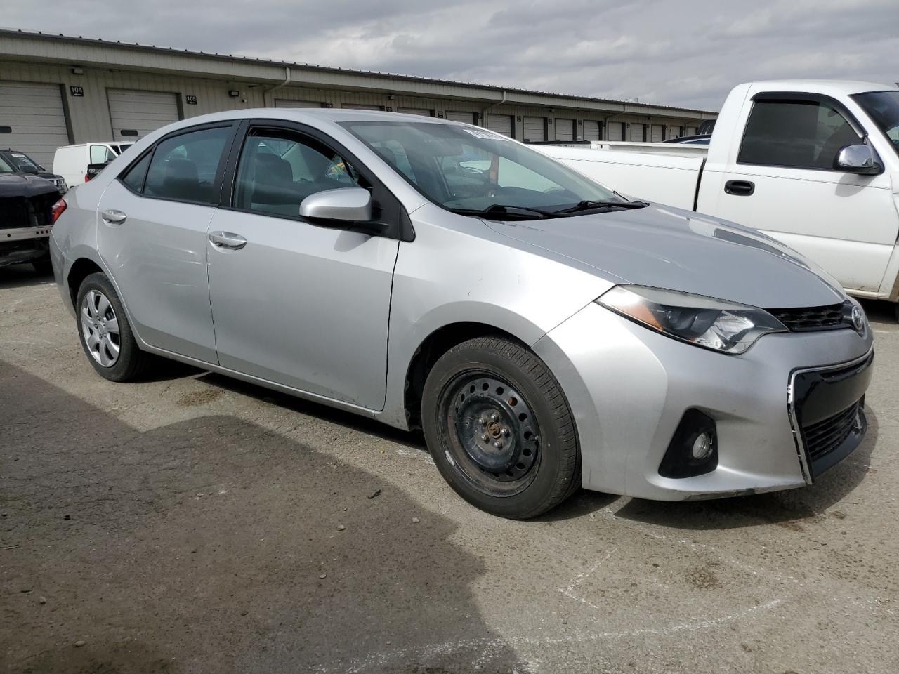 2014 TOYOTA COROLLA L - Фото 4