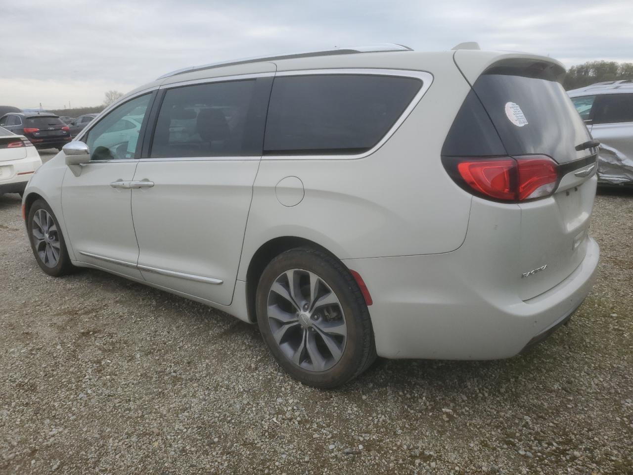 2017 CHRYSLER PACIFICA L - Фото 2