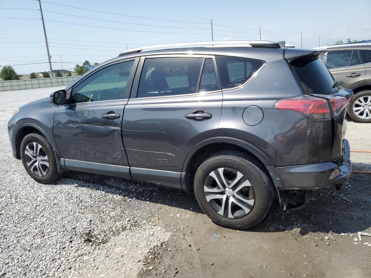2016 TOYOTA RAV4 LE - Фото 2