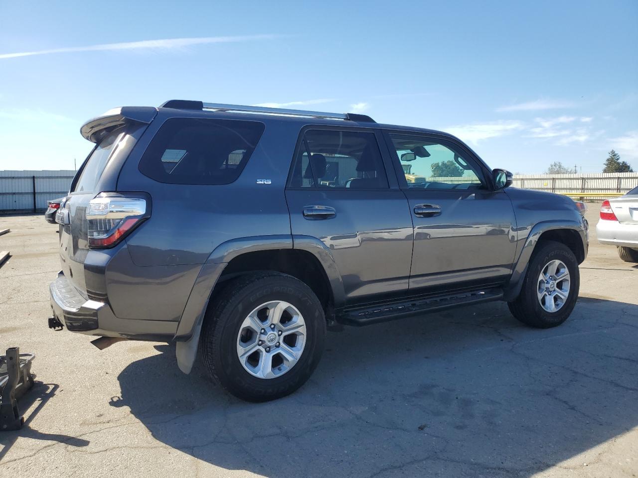 2020 TOYOTA 4RUNNER SR - Image 3