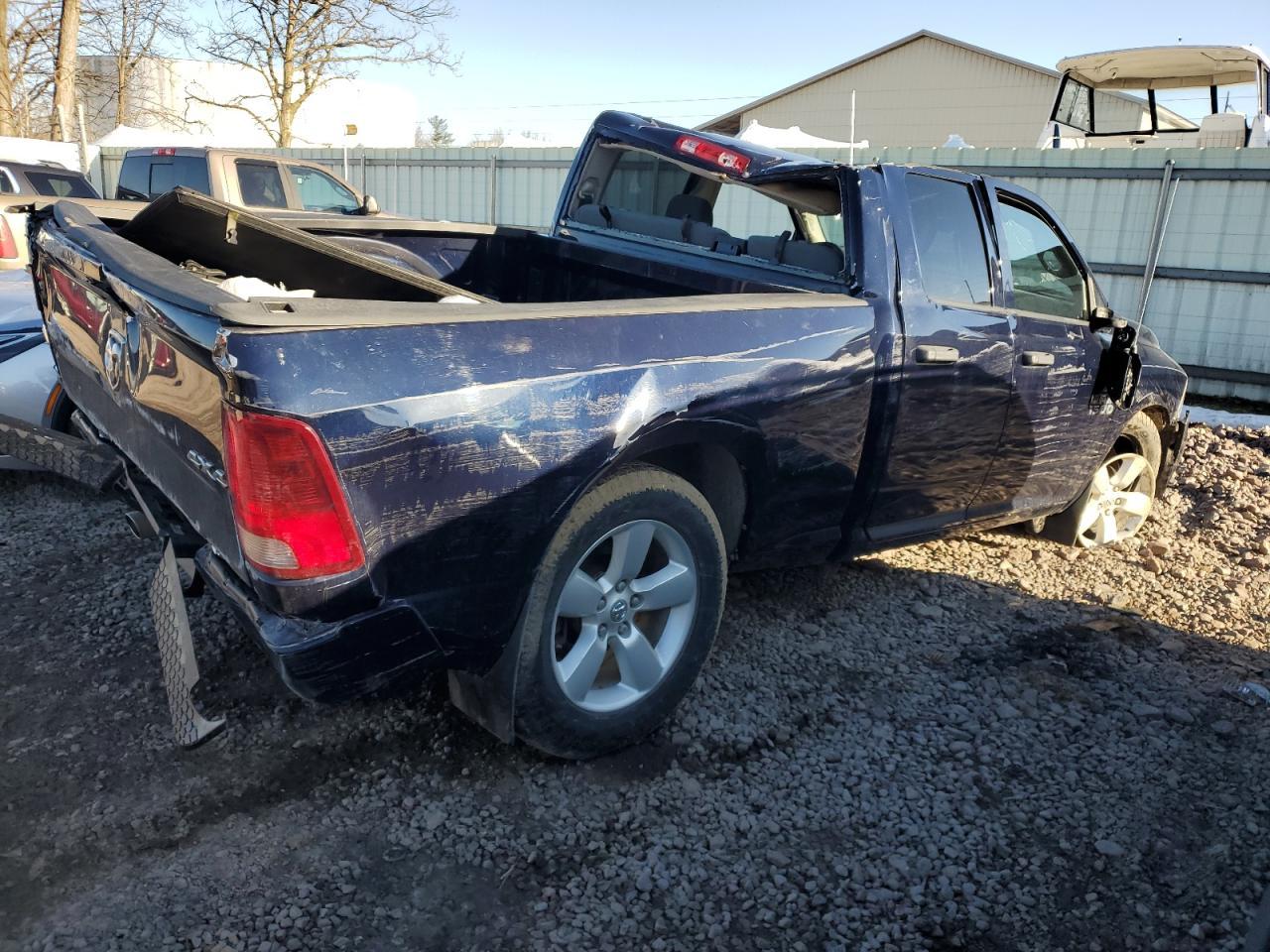 2014 RAM 1500 ST - Фото 3