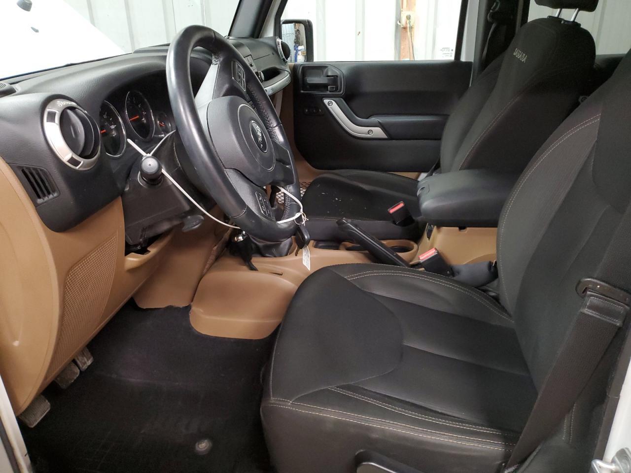 2017 JEEP WRANGLER U - Image 7