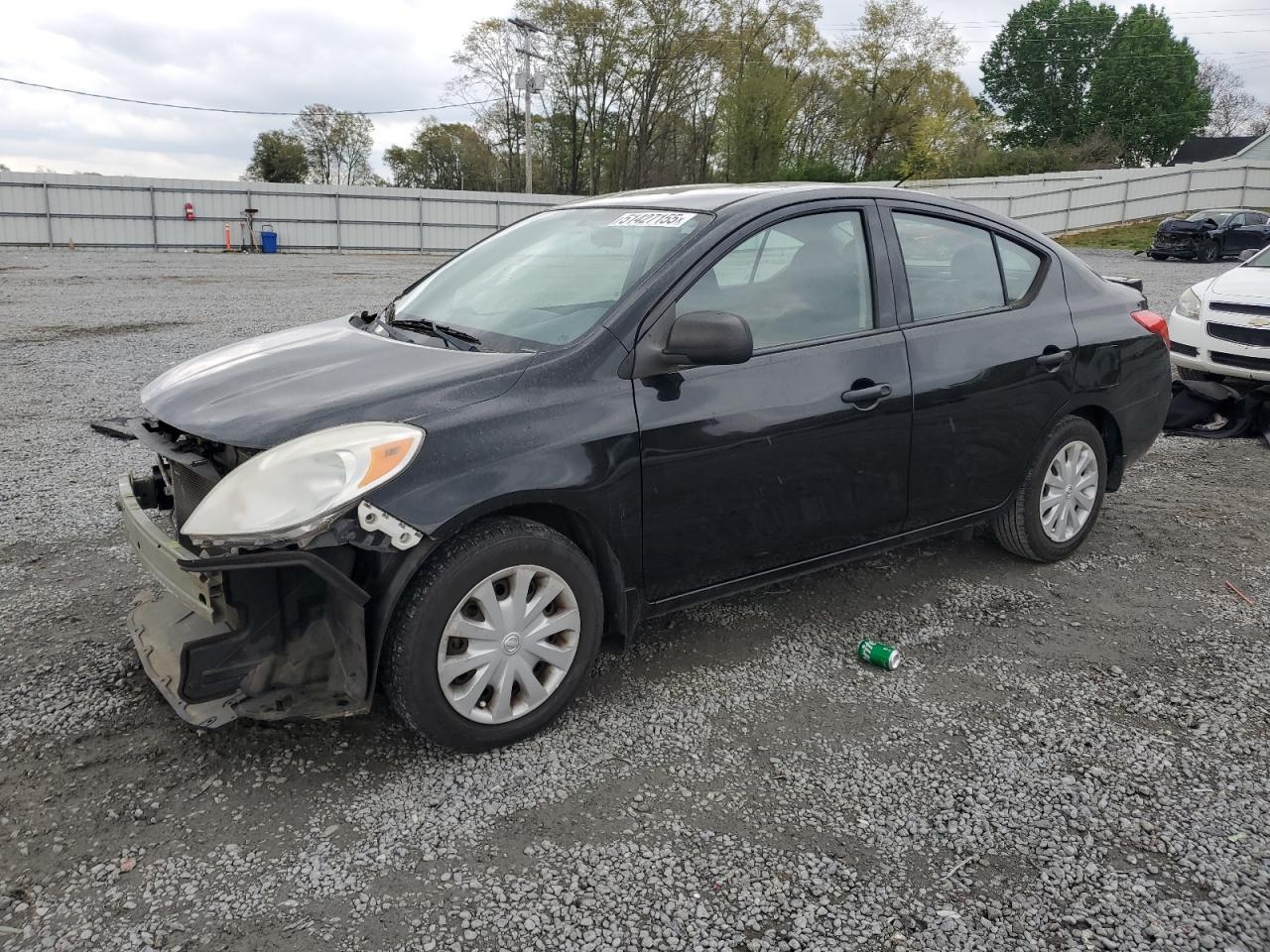 2014 NISSAN VERSA S