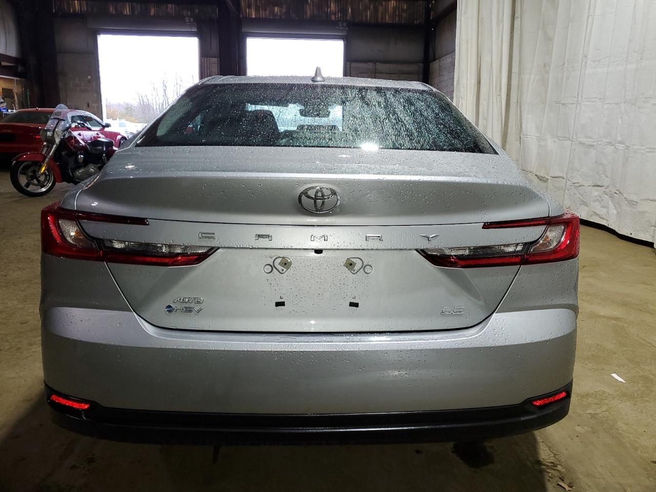 2025 TOYOTA CAMRY XSE - Image 6