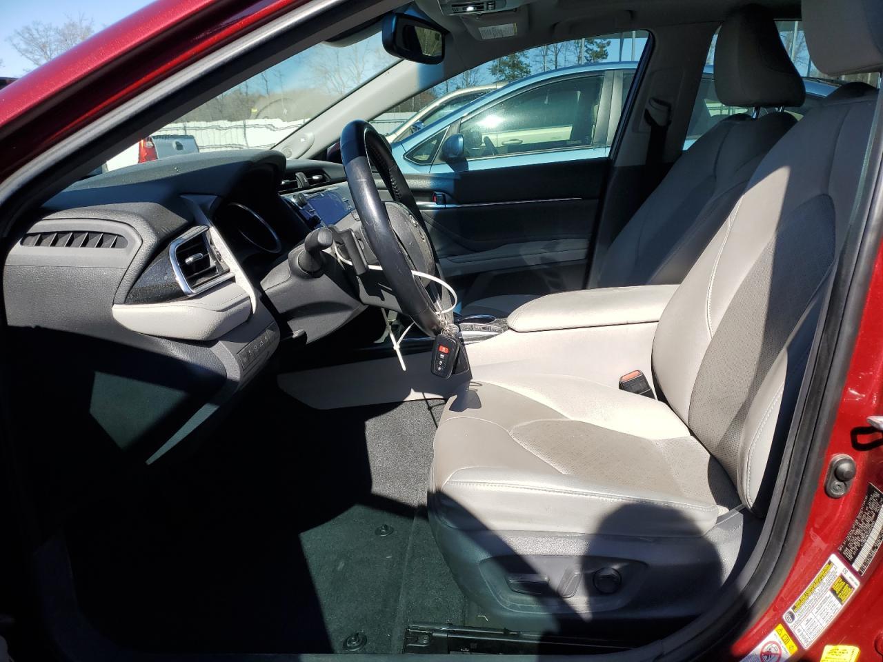 2018 TOYOTA CAMRY XSE - Image 7