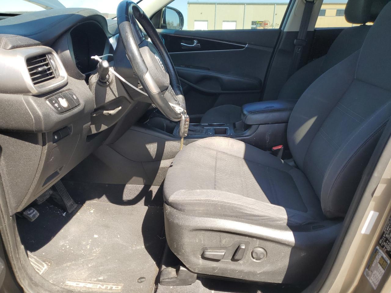 2016 KIA SORENTO LX - Image 7
