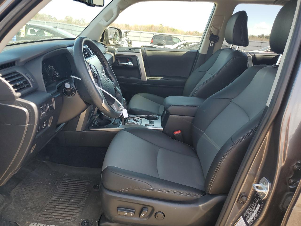 2020 TOYOTA 4RUNNER SR - Фото 7