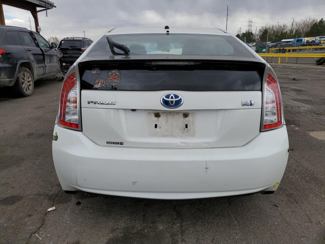 2015 TOYOTA PRIUS - Фото 6