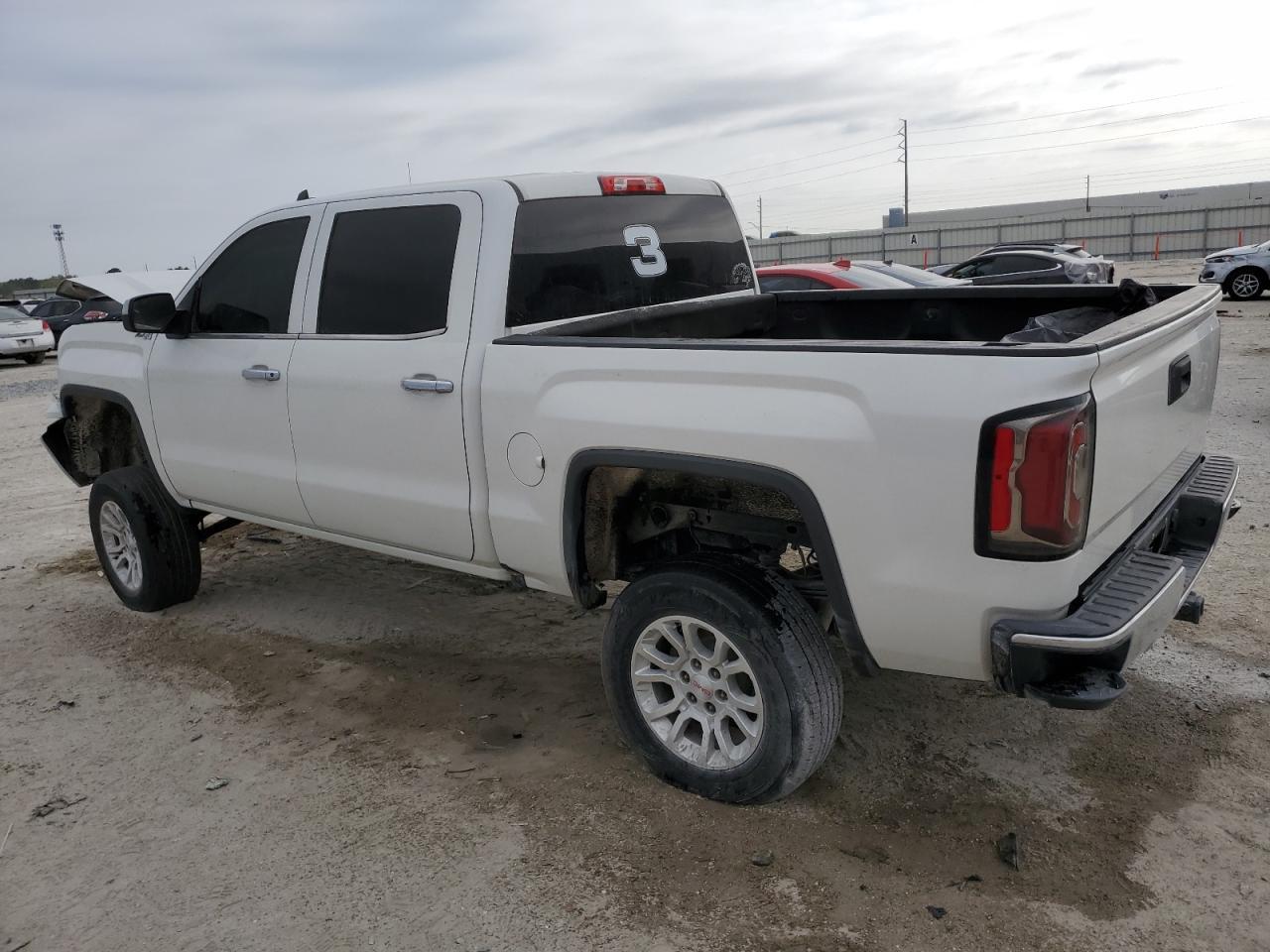 2017 GMC SIERRA K15 - Image 2