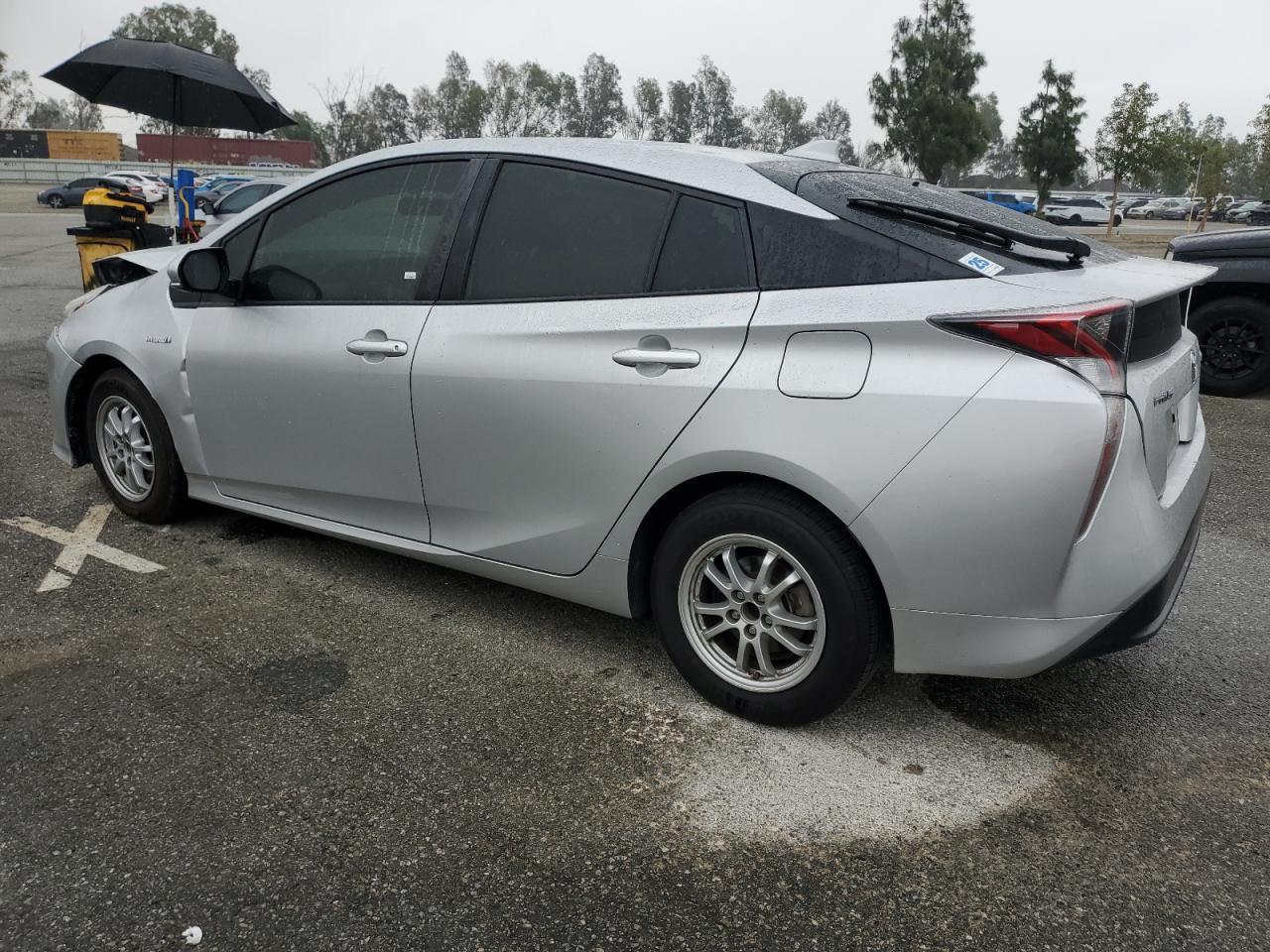 2016 TOYOTA PRIUS - Фото 2